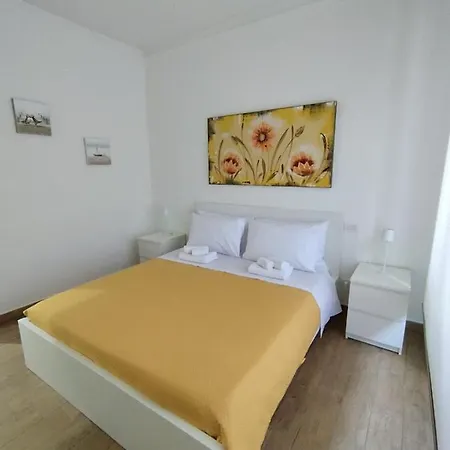 Lela's Appartement Bari