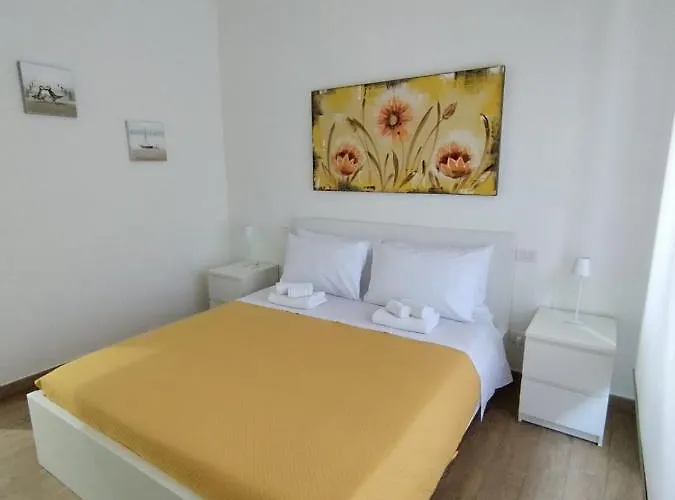 Lela's Apartman Bari